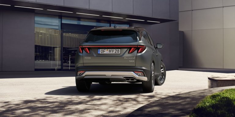 Hyundai Tucson PHEV vs KIA Sportage PHEV: cuál es el SUV híbrido enchufable coreano más completo Hyundai Tucson PHEV vs KIA Sportage PHEV: cuál es el SUV híbrido enchufable coreano más completo