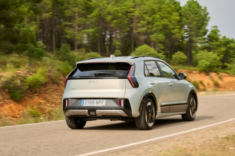 SUV eléctrico por menos de 45.000€: cómo elegir el de mayor autonomía sin renunciar a equipamiento SUV eléctrico por menos de 45.000€: cómo elegir el de mayor autonomía sin renunciar a equipamiento