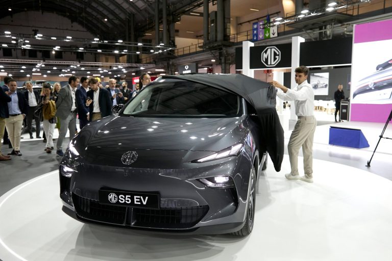 MG S5 EV vs MG ZS EV: cuál es el SUV eléctrico chino más rentable para familia