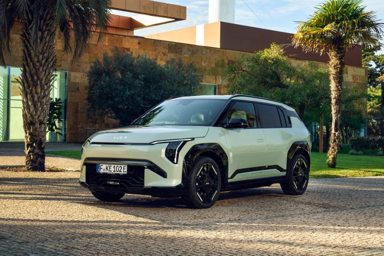 Cómo elegir un compacto eléctrico familiar según el maletero real y el espacio para sillas infantiles Cómo elegir un compacto eléctrico familiar según el maletero real y el espacio para sillas infantiles
