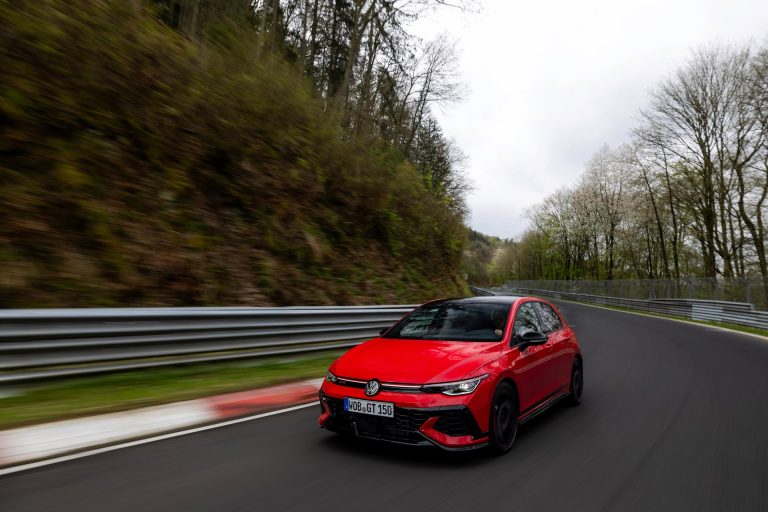 Los 6 compactos PHEV con más autonomía eléctrica real a la venta en España en 2026 Los 6 compactos PHEV con más autonomía eléctrica real a la venta en España en 2026