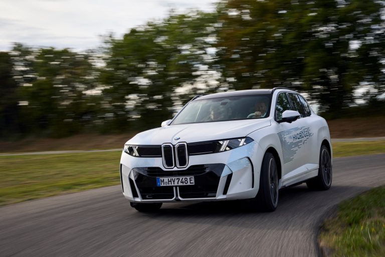 Qué es realmente el consumo en modo híbrido agotado de un SUV PHEV y por qué dispara la factura Qué es realmente el consumo en modo híbrido agotado de un SUV PHEV y por qué dispara la factura
