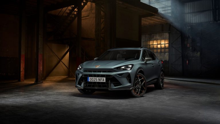 Cómo elegir un SUV-C PHEV familiar en 2026 según el coste real por kilómetro con carga nocturna Cómo elegir un SUV-C PHEV familiar en 2026 según el coste real por kilómetro con carga nocturna