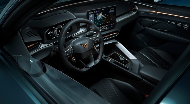 Los 5 SUV-C PHEV familiares con mejor maletero real y batería bajo el suelo en 2026 Los 5 SUV-C PHEV familiares con mejor maletero real y batería bajo el suelo en 2026