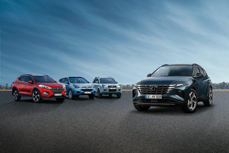 Hyundai Tucson Hybrid vs Toyota RAV4 Hybrid: qué SUV-C híbrido rinde mejor por su precio en acabado medio Hyundai Tucson Hybrid vs Toyota RAV4 Hybrid: qué SUV-C híbrido rinde mejor por su precio en acabado medio