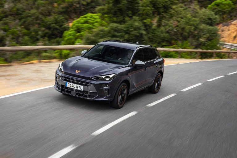 So wählen Sie 2026 einen Familien-SUV als PHEV – je nachdem, wie konsequent Sie unter der Woche laden Cómo elegir un SUV PHEV familiar en 2026 según el uso real del enchufe entre semana